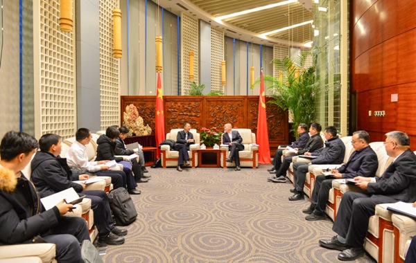 郭铭群董事长会见国网经研院总经理张全